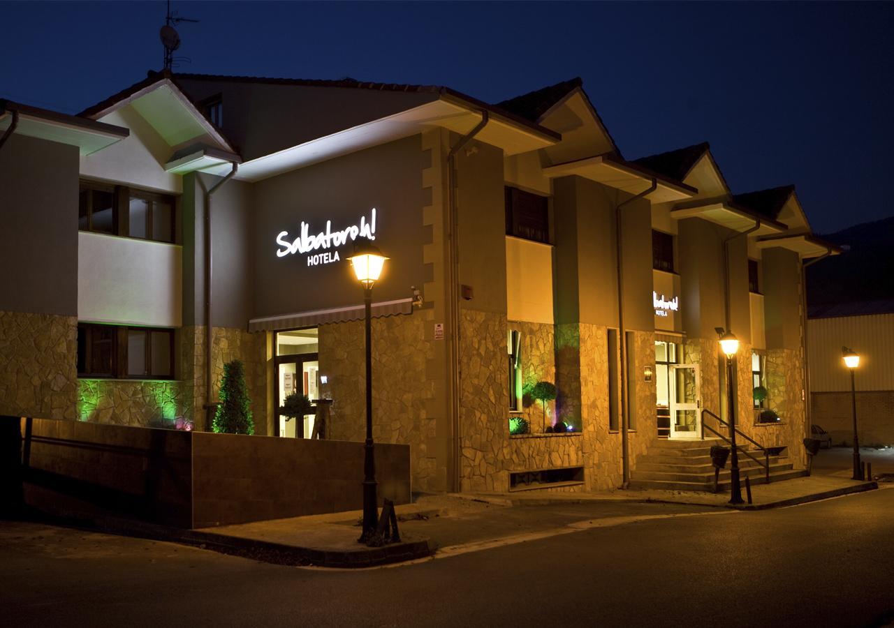 Hotel Salbatoreh Beasain Exterior photo